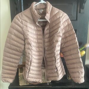 Women's Taupe Rose gold lightweight packable Puffer Jacket, size small